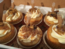 Load image into Gallery viewer, Jack Whiskey Cupcakes (6 ct)
